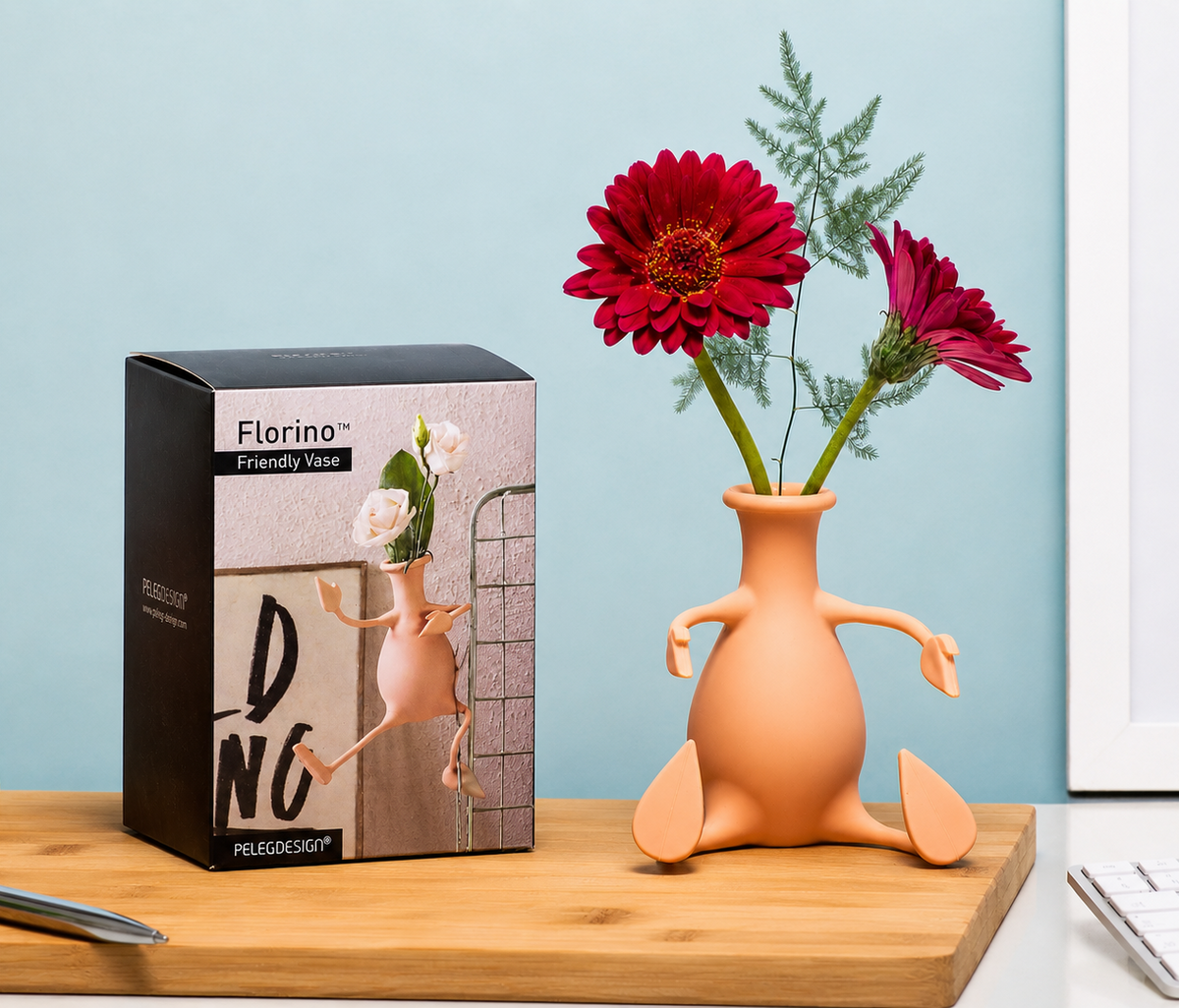 Meet Florino: The Flower Vase That Refuses to Sit Still 🌸